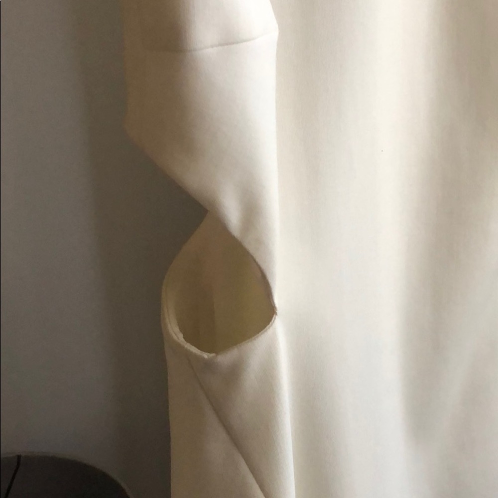 Elizabeth and James Guiliani dress - Picture 4 of 7